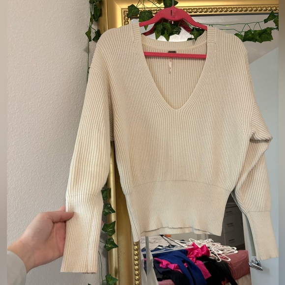 Free People Sweater - Picture 2 of 3